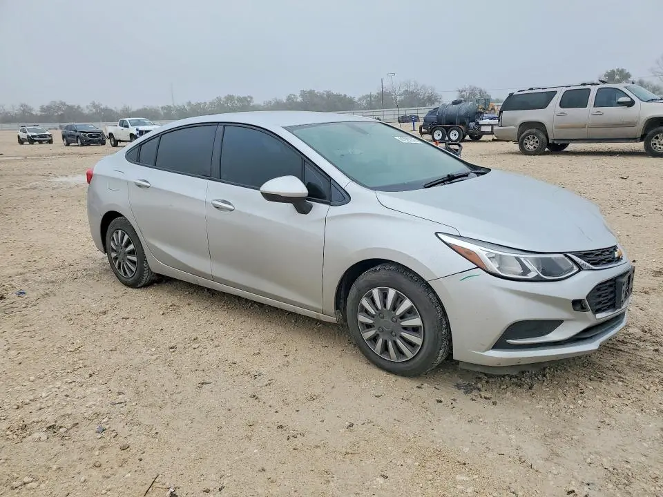 2017 CHEVROLET CRUZE   