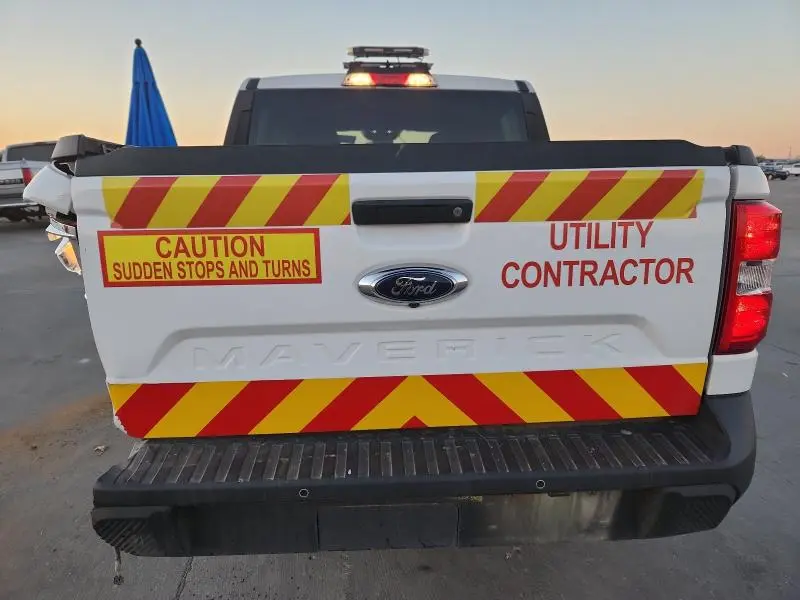 2022 FORD MAVERICK XL  