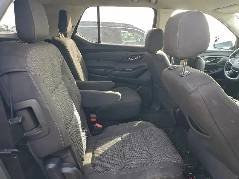 2018 CHEVROLET TRAVERSE LT  