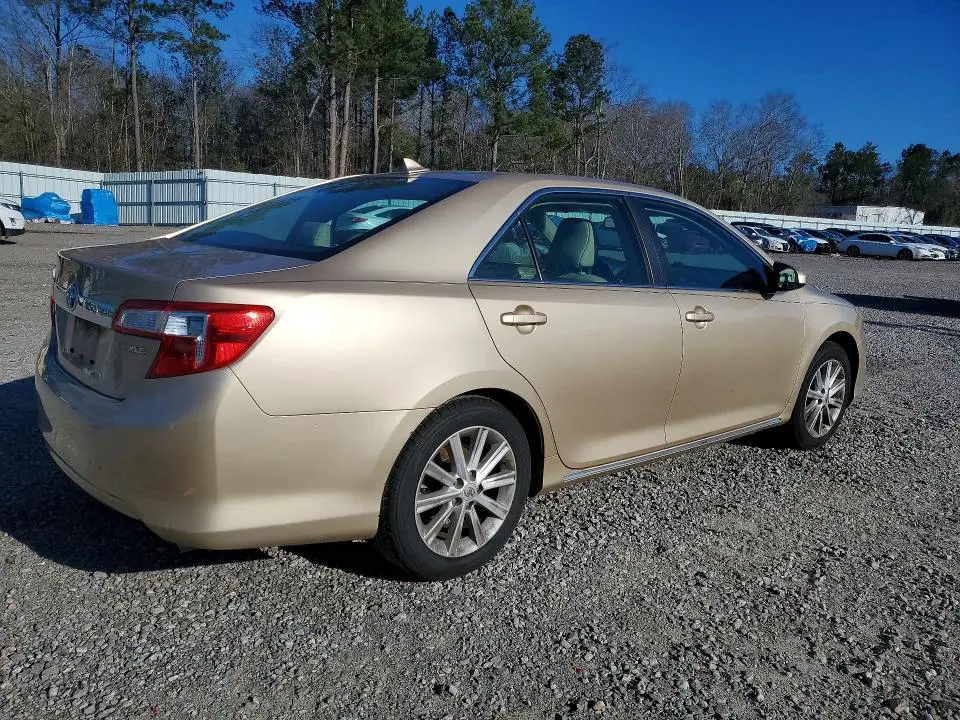 2012 TOYOTA CAMRY BASE  