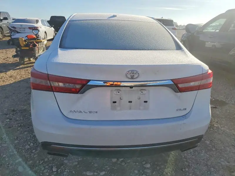 2018 TOYOTA AVALON XLE  