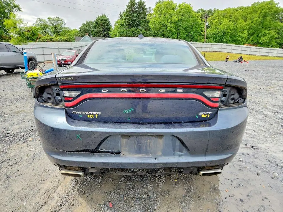 2016 DODGE CHARGER SXT  