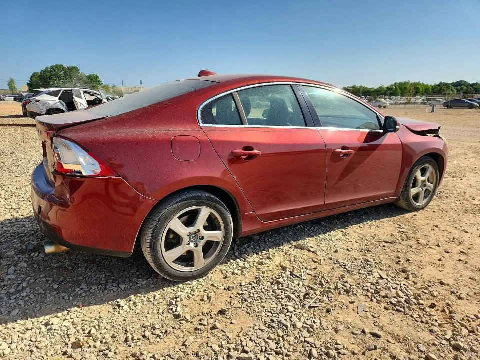 2013 VOLVO S60 T5  