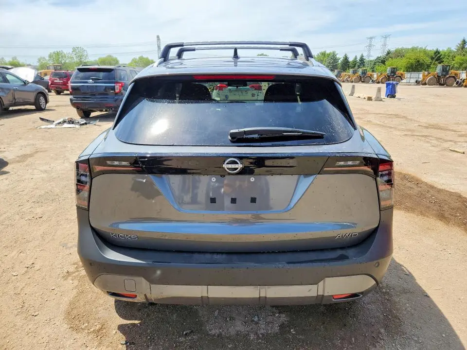 2026 NISSAN KICKS SV  