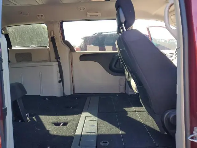 2011 CHRYSLER TOWN & COUNTRY TOURING  