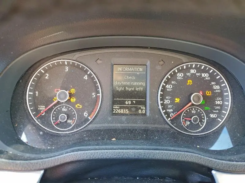 2012 VOLKSWAGEN PASSAT SE  