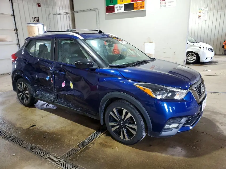 2020 NISSAN KICKS SR  