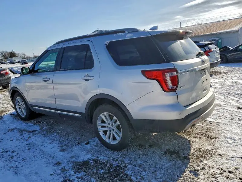 2017 FORD EXPLORER XLT  
