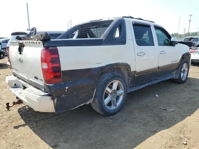 2011 CHEVROLET AVALANCHE LTZ  