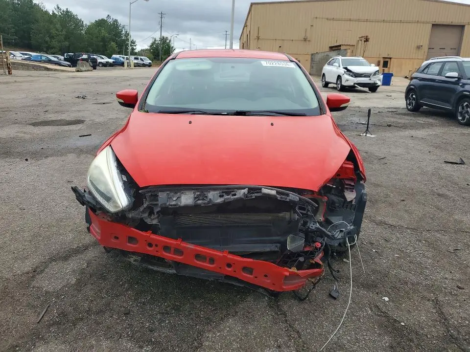 2017 FORD FOCUS SE  