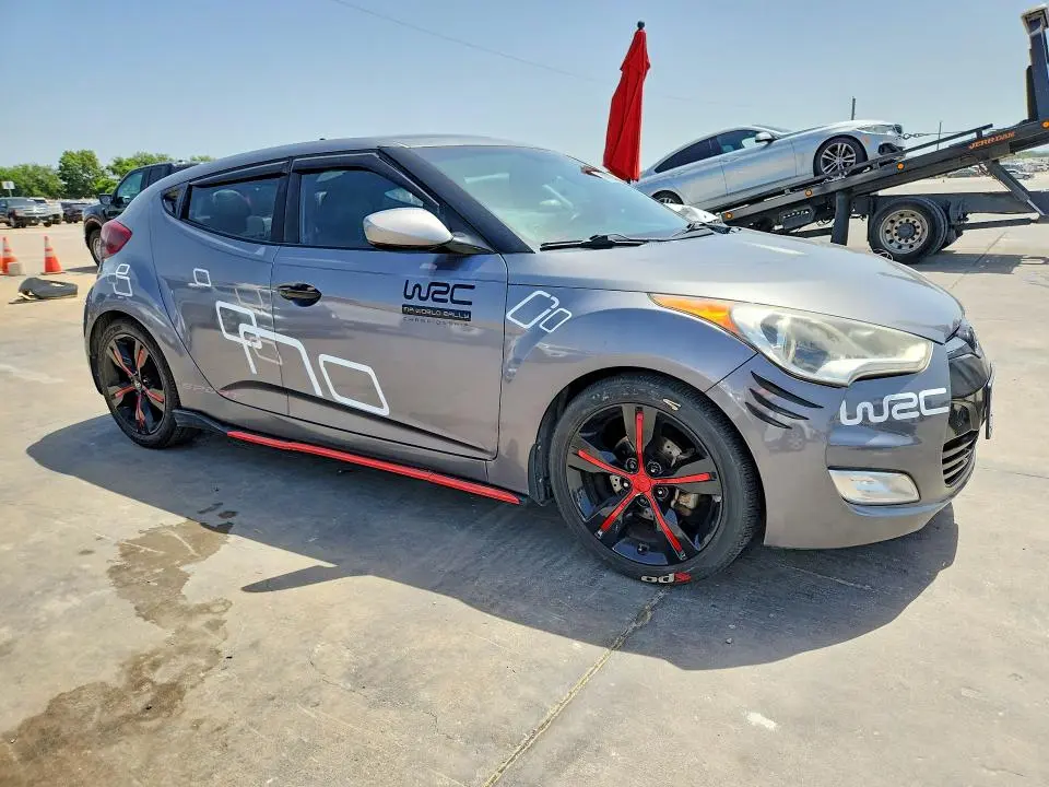 2012 HYUNDAI VELOSTER BASE  
