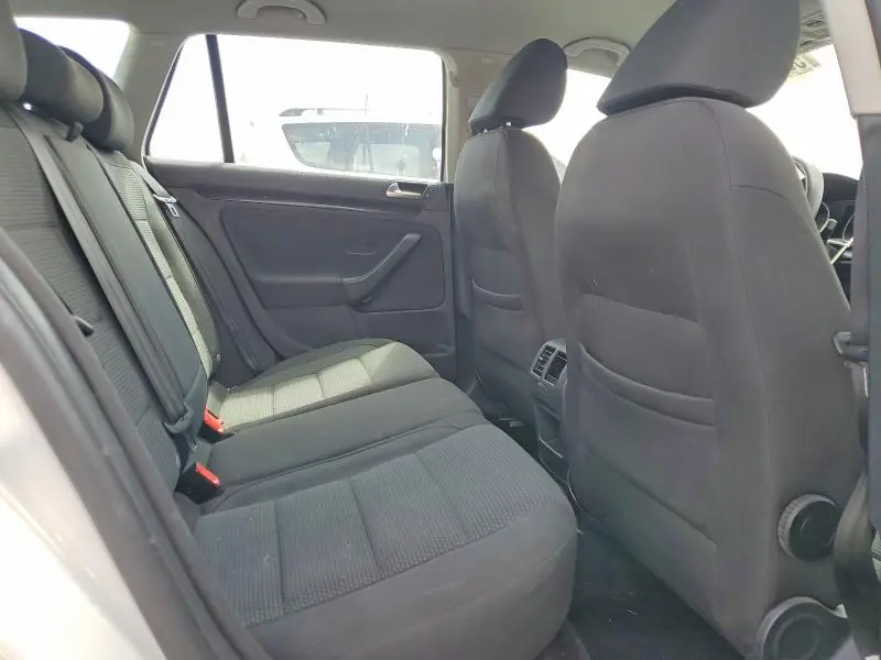 2011 VOLKSWAGEN JETTA S  