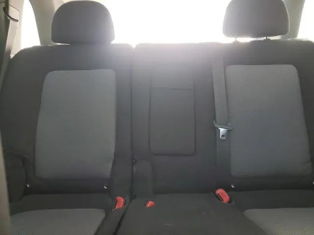 2014 CHEVROLET CAPTIVA LS  