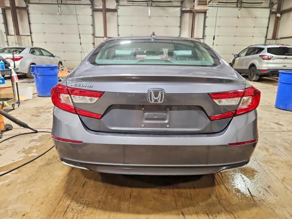 2018 HONDA ACCORD EX  