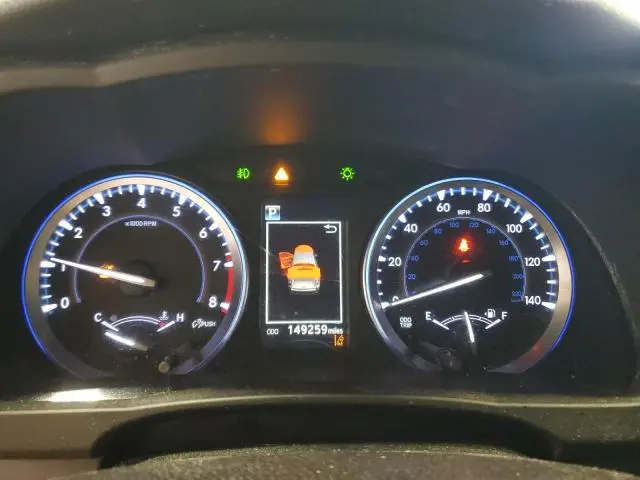 2017 TOYOTA HIGHLANDER SE  