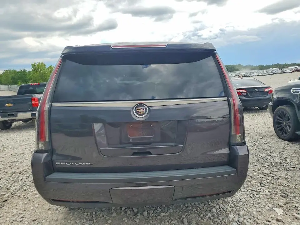 2015 CADILLAC ESCALADE LUXURY  
