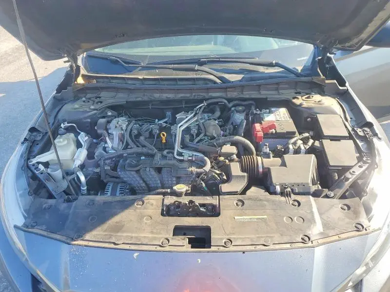 2022 NISSAN ALTIMA SR  