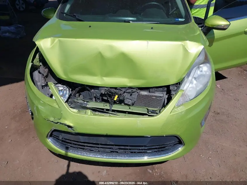 2011 FORD FIESTA SEL