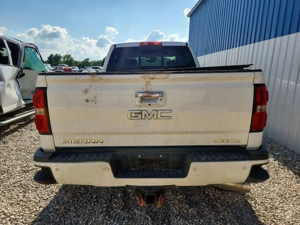 2015 GMC SIERRA K2500 DENALI  