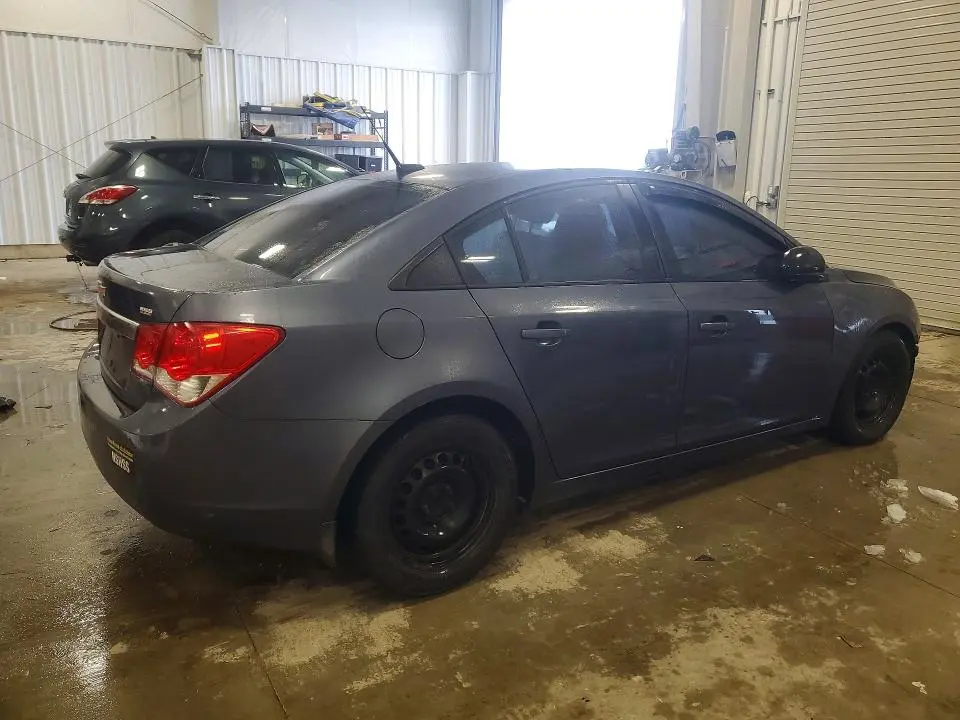 2013 CHEVROLET CRUZE LS  