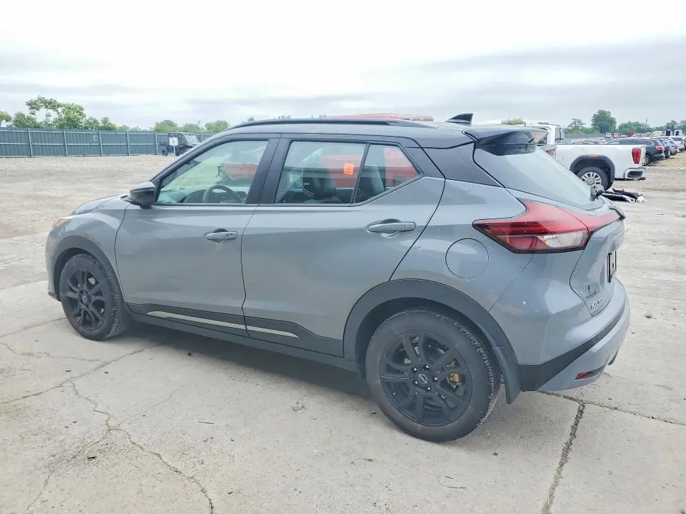 2023 NISSAN KICKS SR  