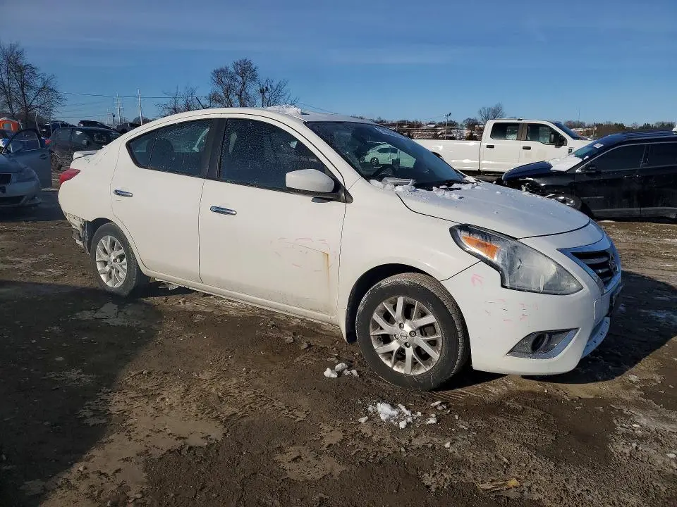 2017 NISSAN VERSA S  