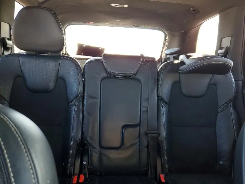 2019 VOLVO XC90 T5 R-DESIGN  