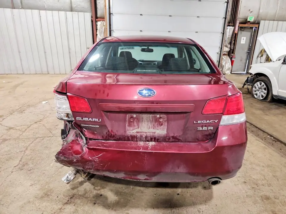 2011 SUBARU LEGACY 3.6R  