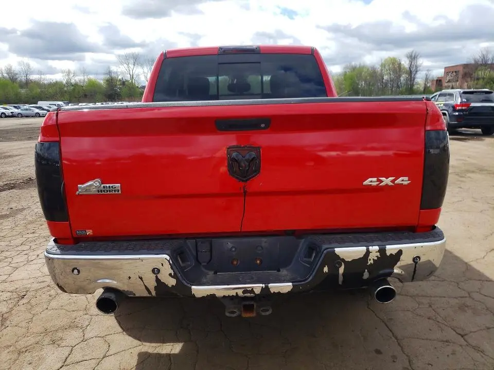 2017 RAM 1500 SLT  
