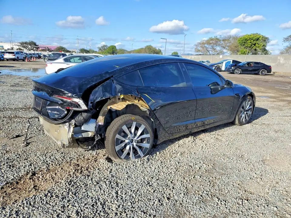 2024 TESLA MODEL 3   