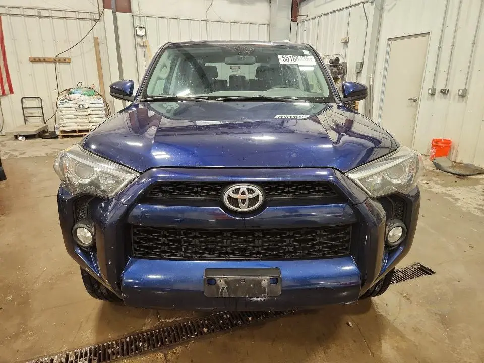 2018 TOYOTA 4RUNNER SR5  