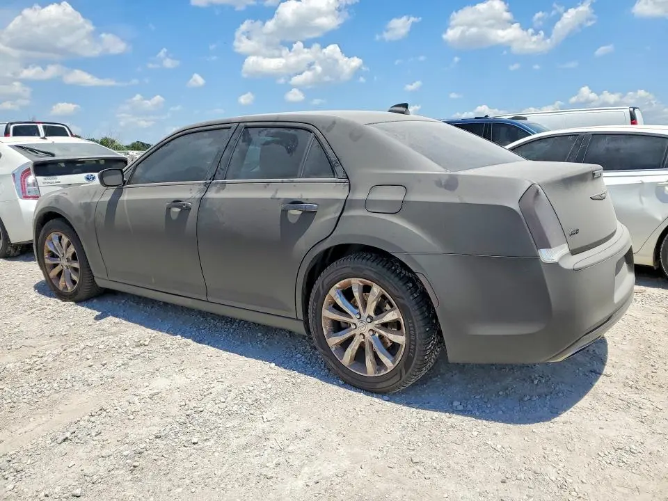 2016 CHRYSLER 300 LIMITED  