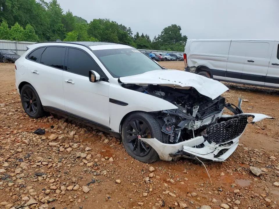 2022 JAGUAR F-PACE S  
