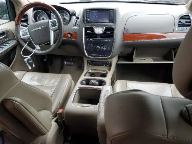 2013 CHRYSLER TOWN & COUNTRY LIMITED  