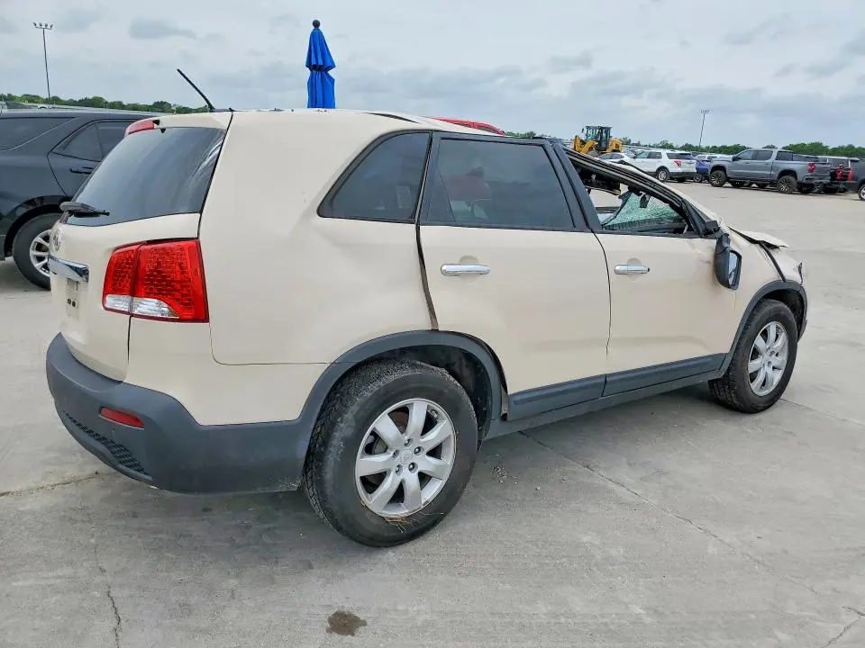 2012 KIA SORENTO LX  