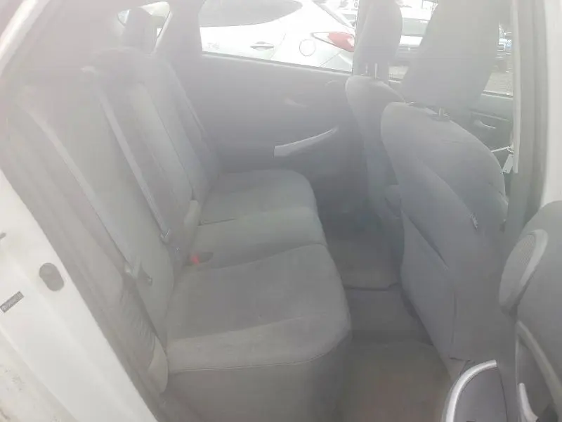 2010 TOYOTA PRIUS III  