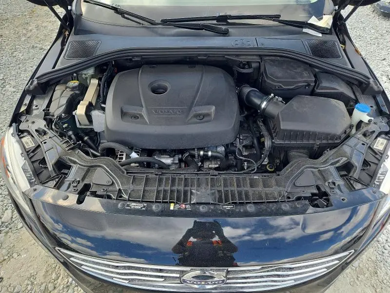 2017 VOLVO S60 PREMIER  