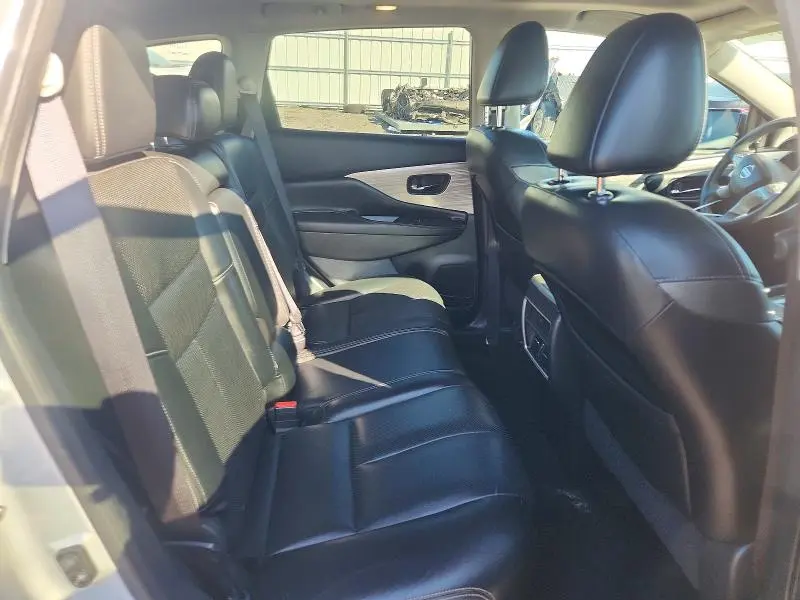 2015 NISSAN MURANO SL  