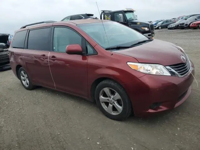 2012 TOYOTA SIENNA LE  