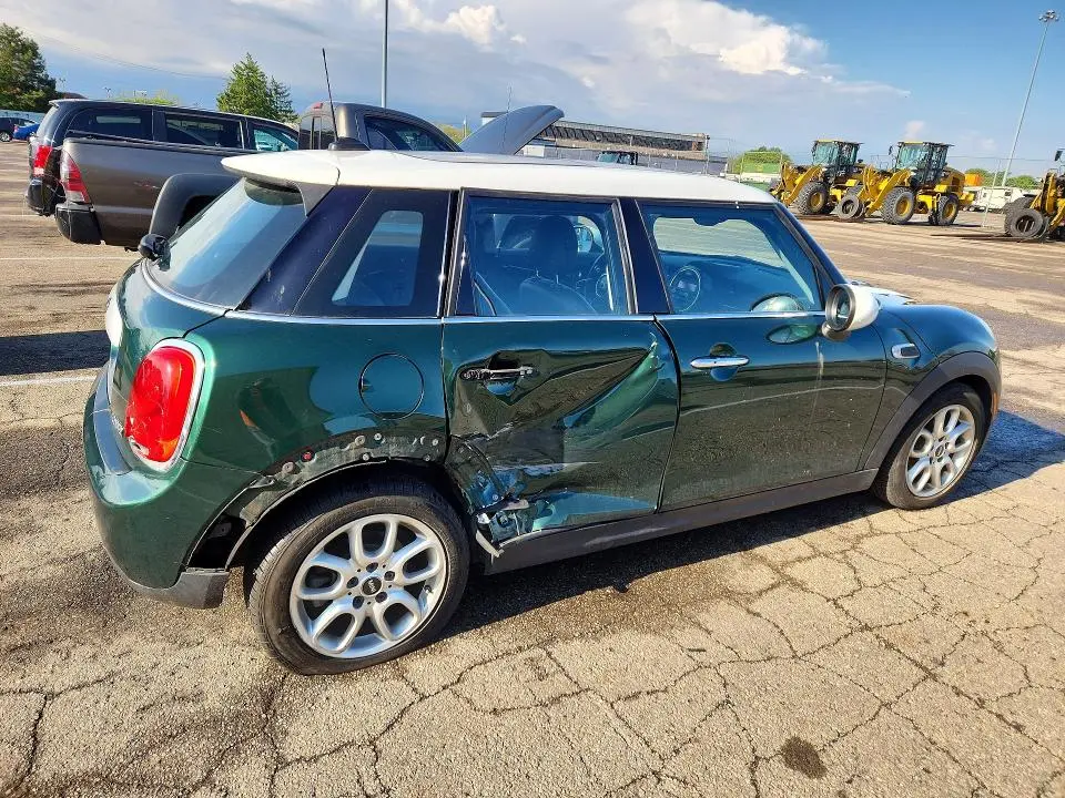 2015 MINI COOPER   
