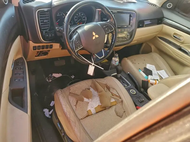 2016 MITSUBISHI OUTLANDER GT  