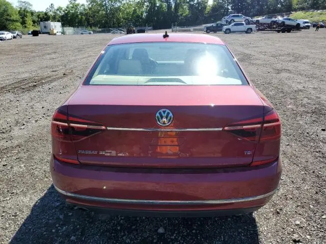 2018 VOLKSWAGEN PASSAT SE  