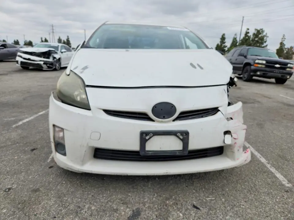 2010 TOYOTA PRIUS I  