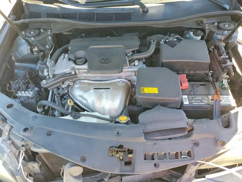 2013 TOYOTA CAMRY SE  