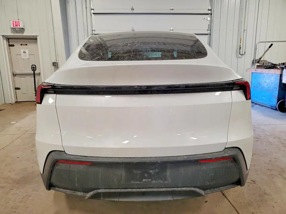 2026 TESLA MODEL Y   