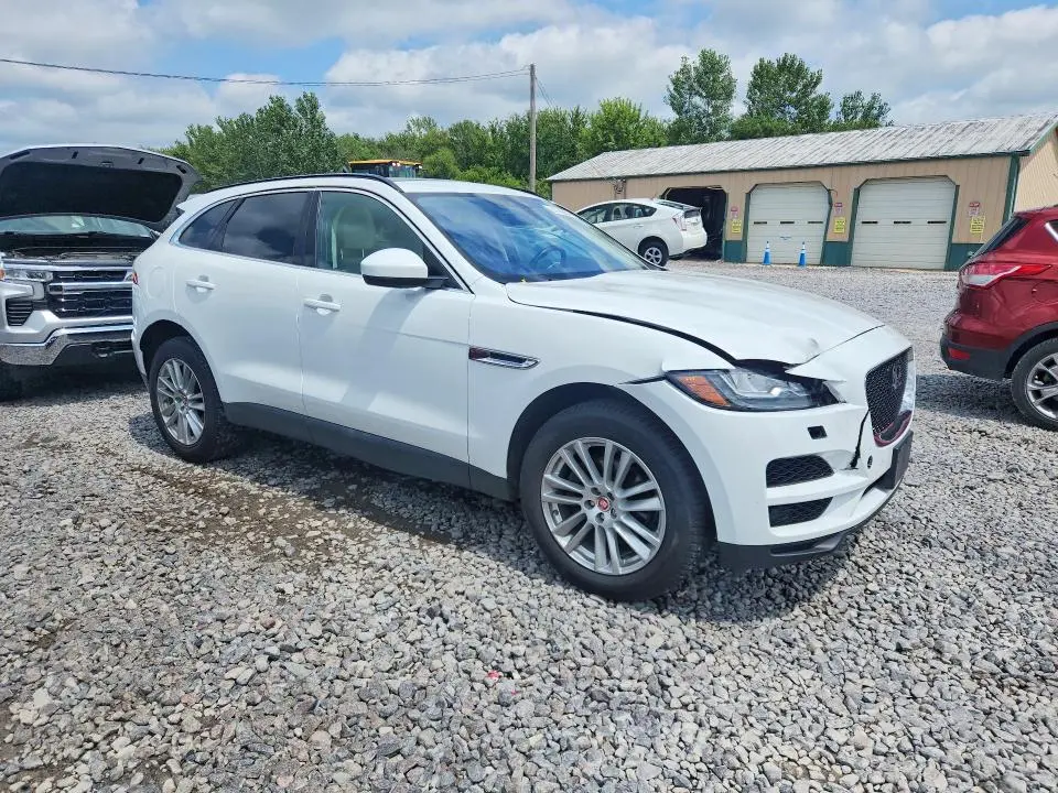2019 JAGUAR F-PACE PRESTIGE  