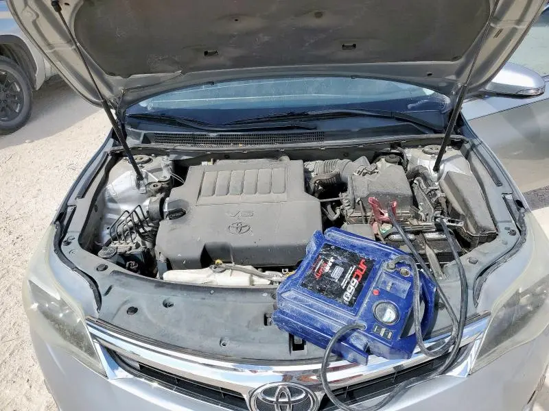 2015 TOYOTA AVALON XLE  