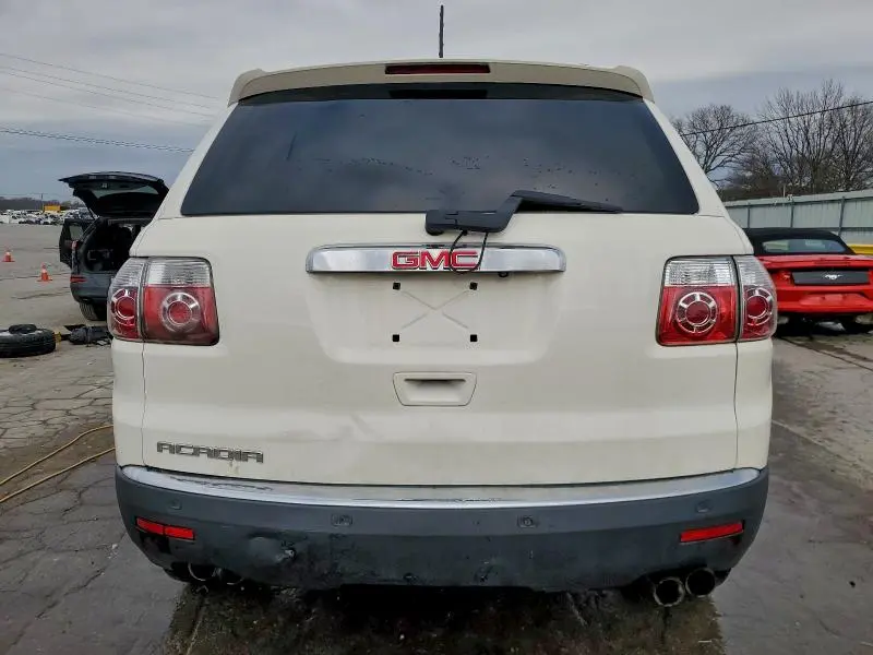 2011 GMC ACADIA SLT-1  