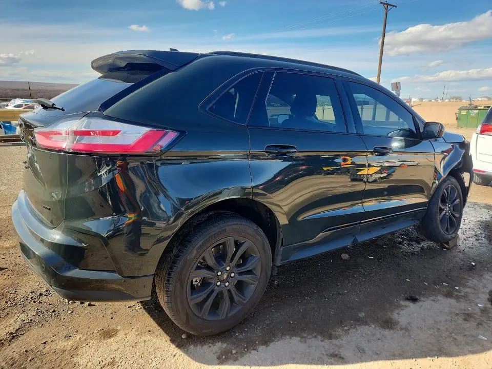 2023 FORD EDGE SE  