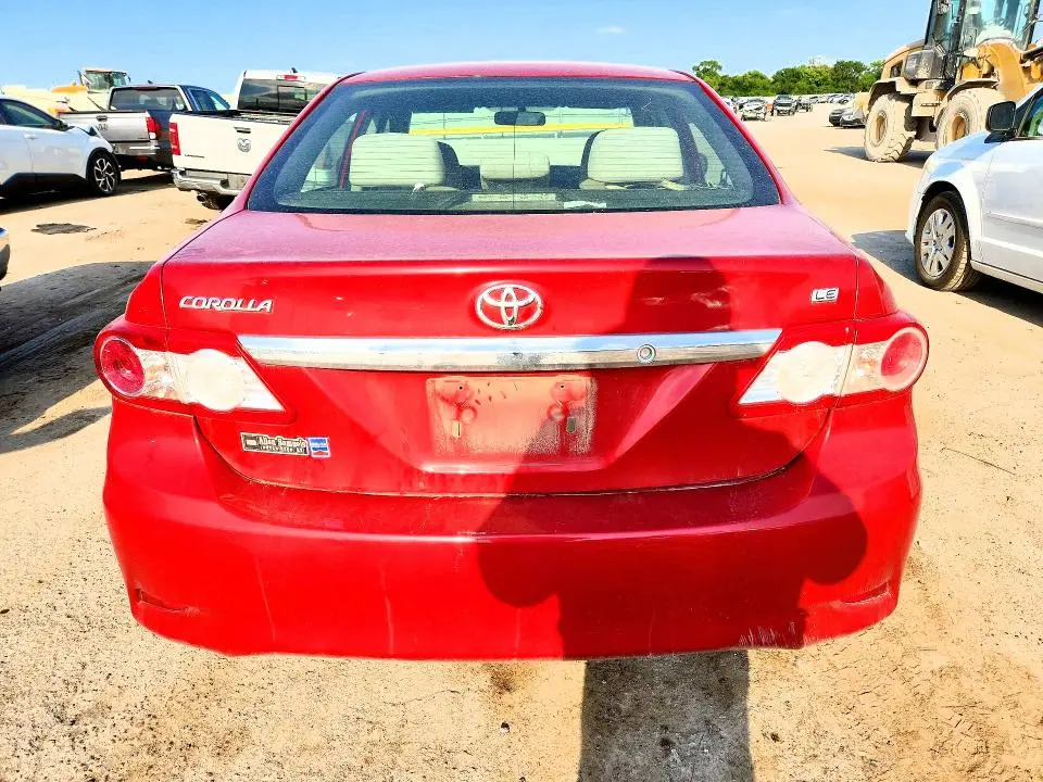 2013 TOYOTA COROLLA LE  